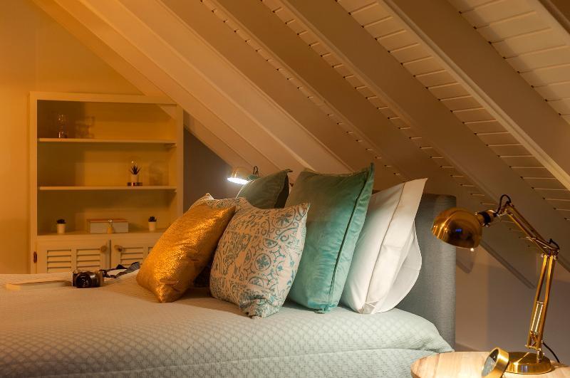 My Bed In Pico Bed & Breakfast Madalena  Luaran gambar