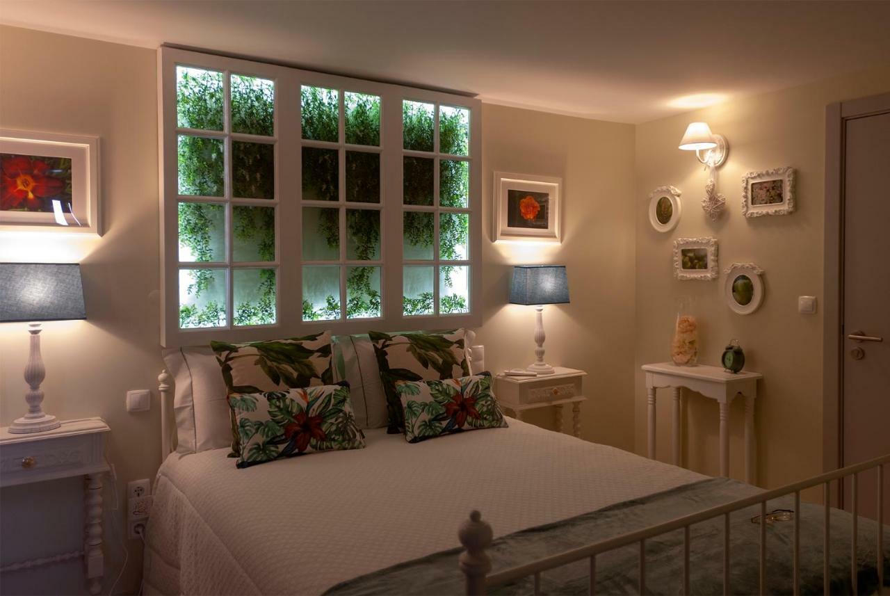 My Bed In Pico Bed & Breakfast Madalena  Luaran gambar