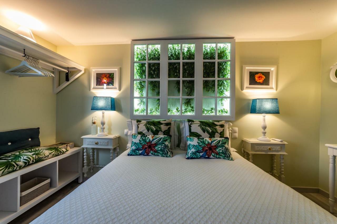 My Bed In Pico Bed & Breakfast Madalena  Luaran gambar