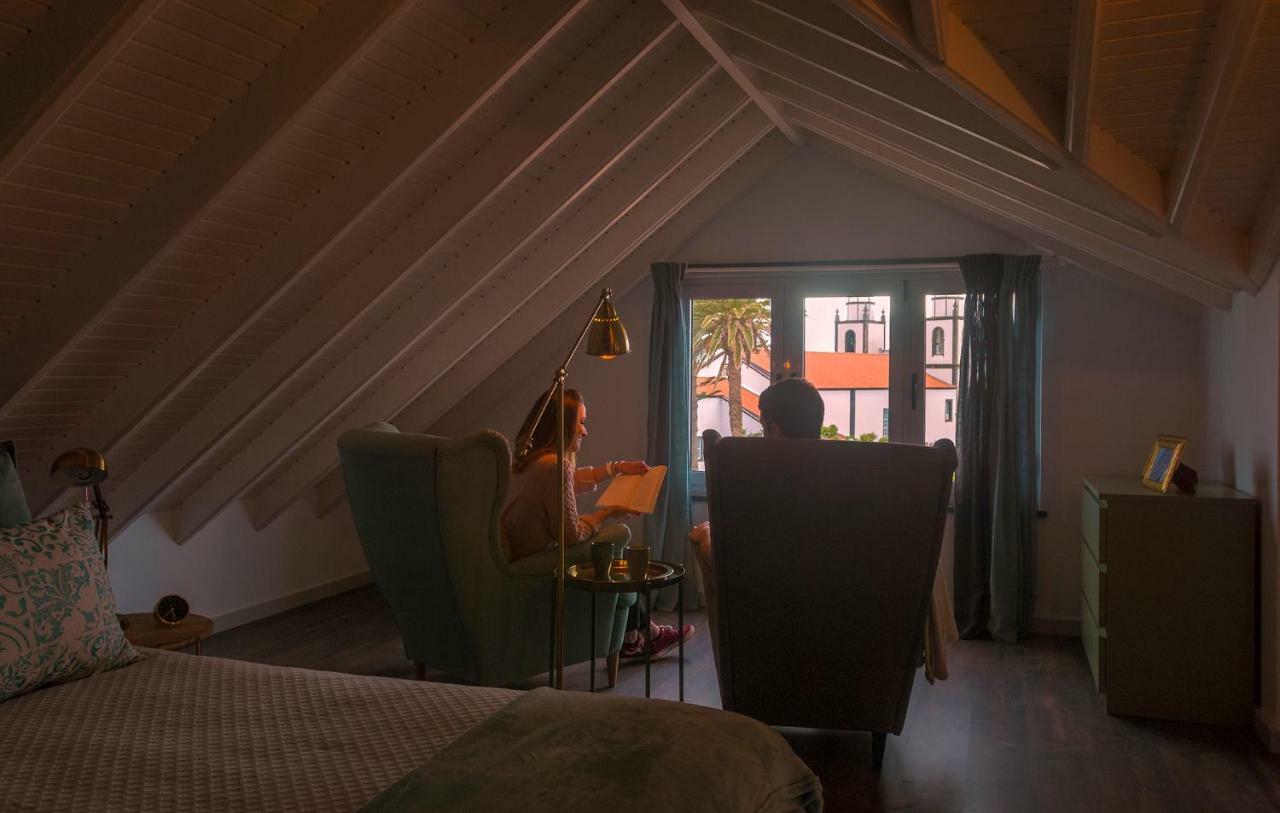 My Bed In Pico Bed & Breakfast Madalena  Luaran gambar